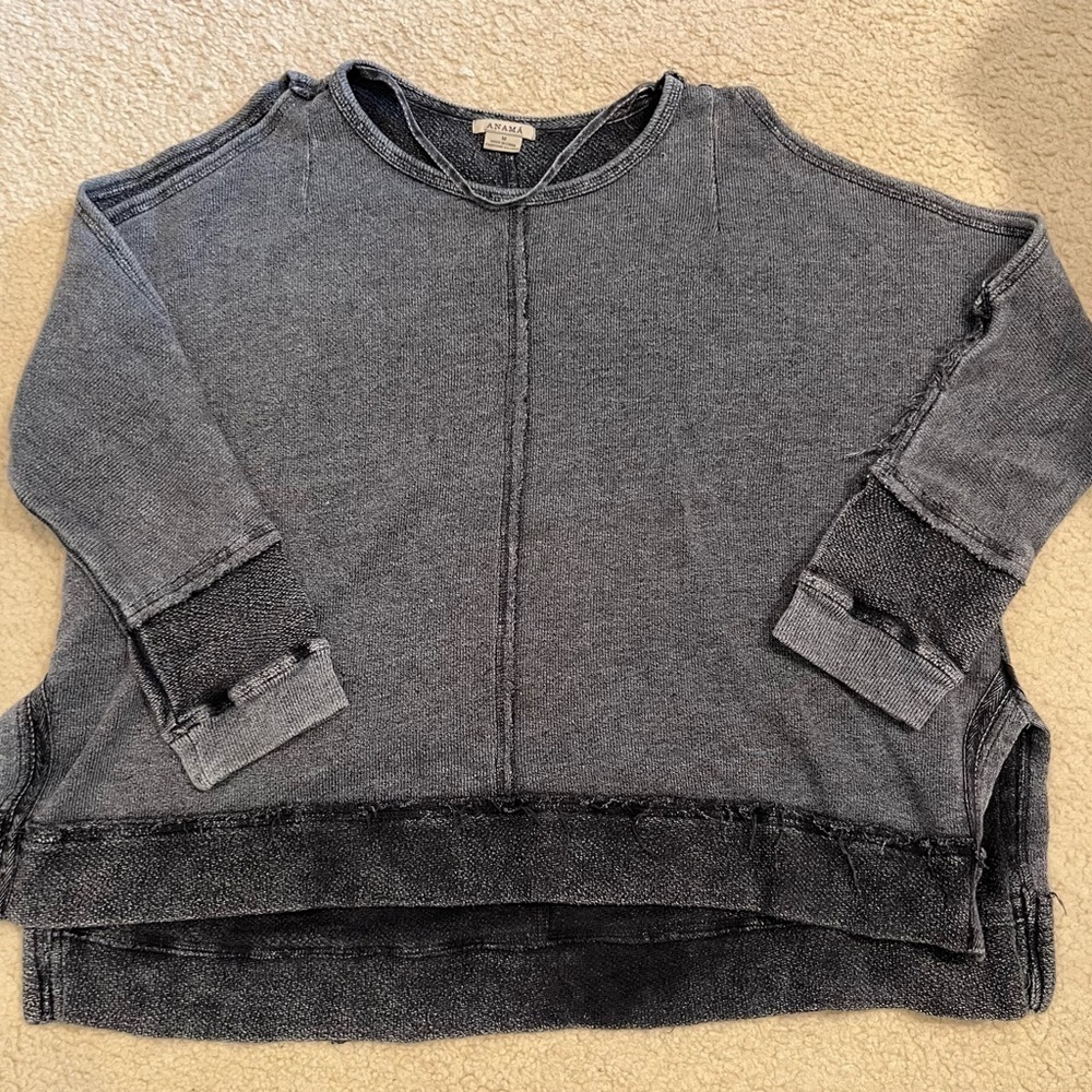 Anama cotton blend cold shoulder distressed top size medium.